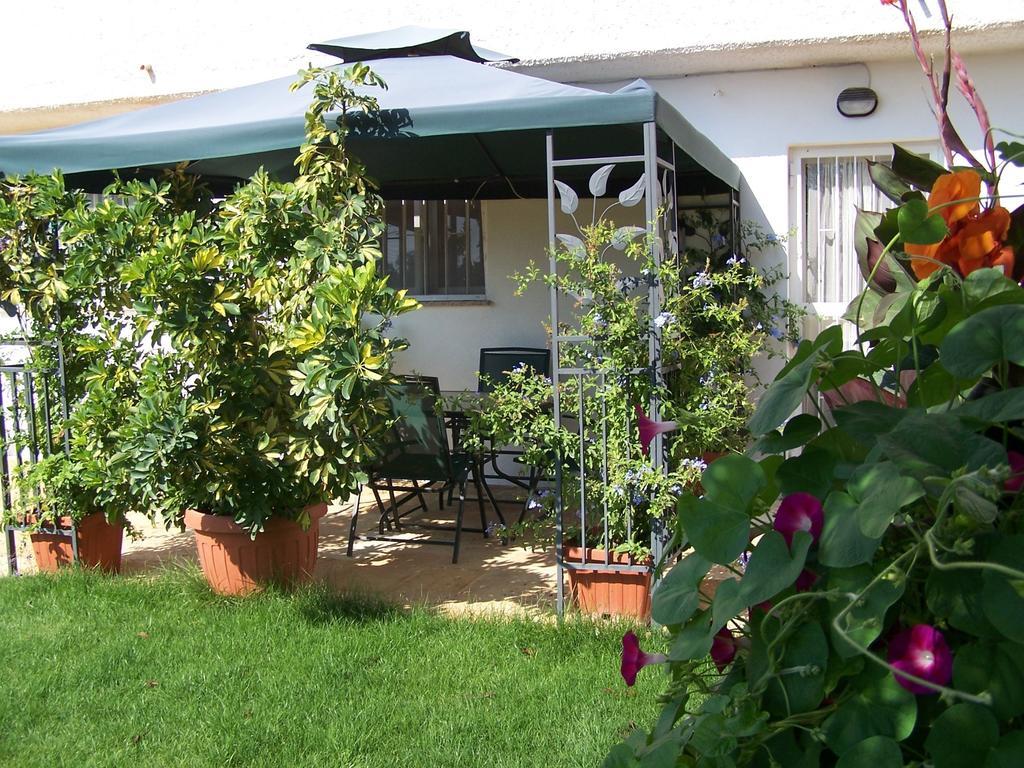Aparthotel Residenza Aurora Ostuni Habitación foto